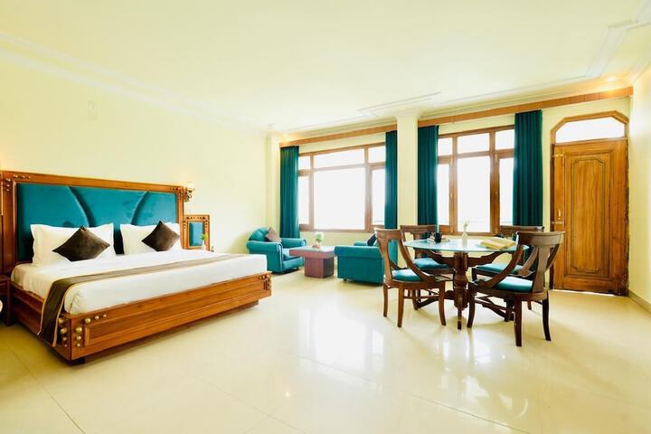 Room 5 of 35