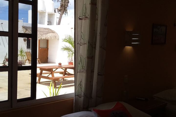 Room 8 of 49
