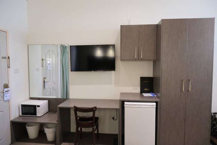 Room 64 of 169