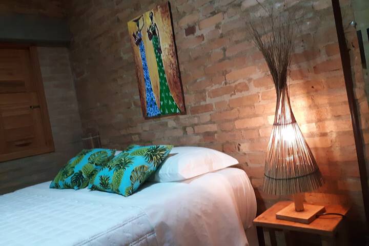 Room 12 of 46