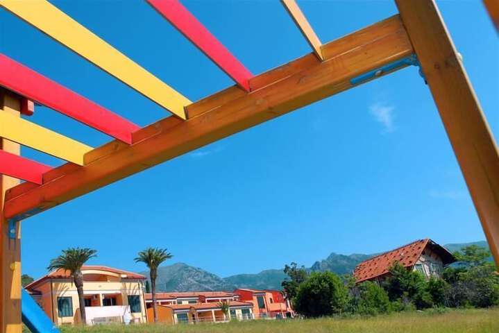 Children's play area - outdoor