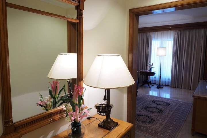 Room 34 of 80