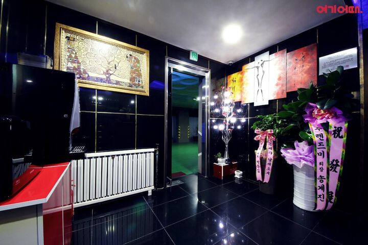 Hotel Interior 3 of 55