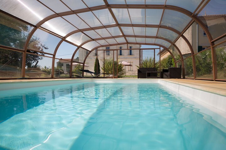 Pools & Facilities