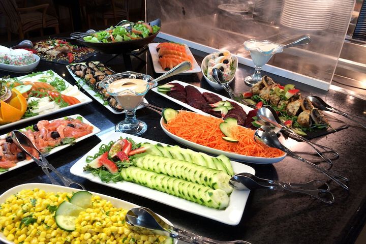 Dining 59 of 87