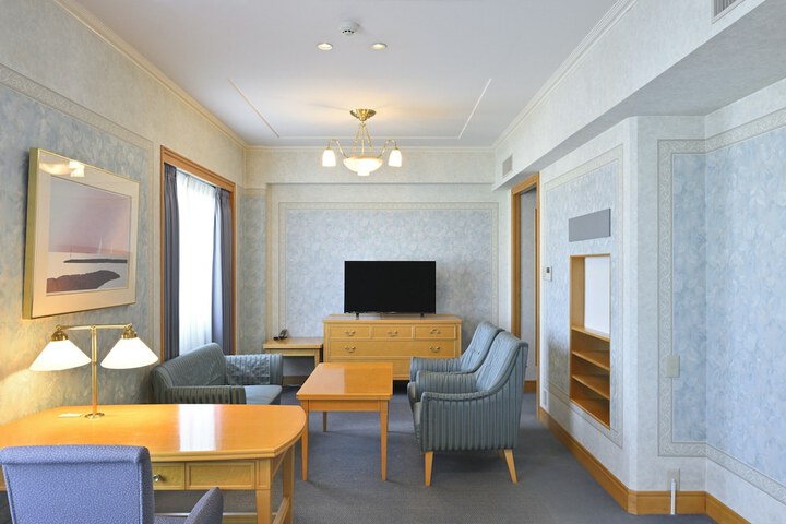 Room 14 of 51