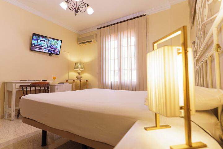 Room 36 of 76