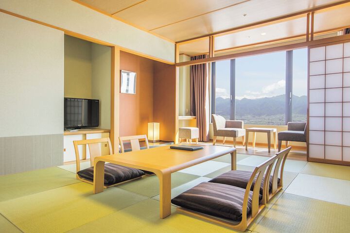 Room 12 of 91