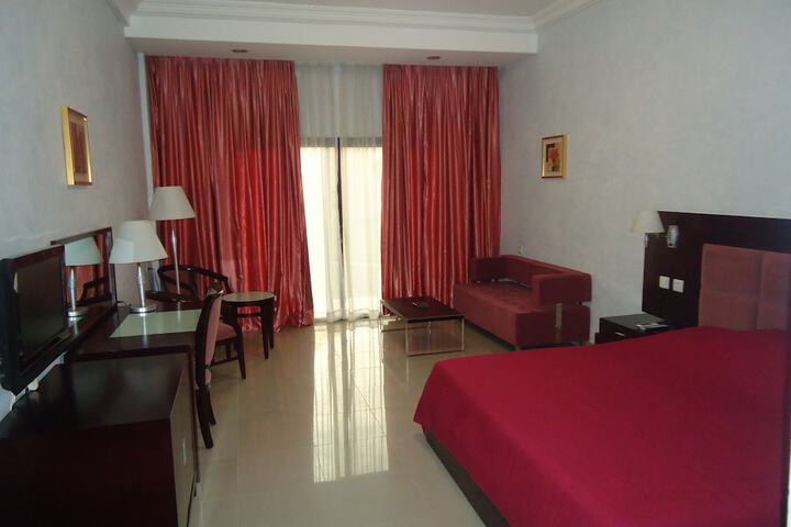 Room 8 of 31