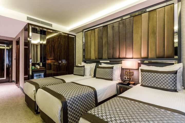 Room 37 of 107