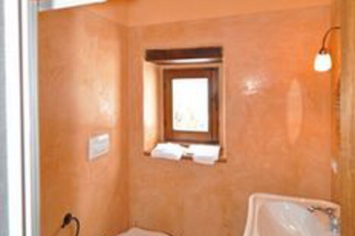 Room 5 of 51