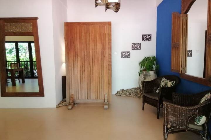 Hotel Interior 26 of 108