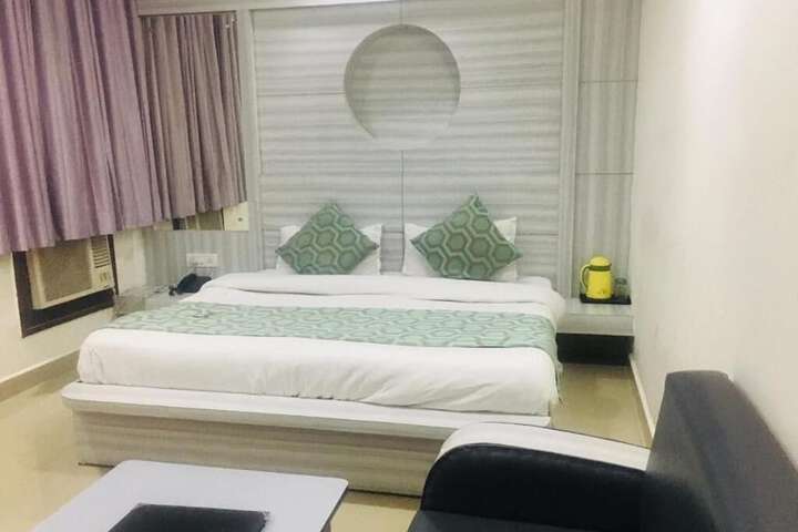 Room 26 of 45