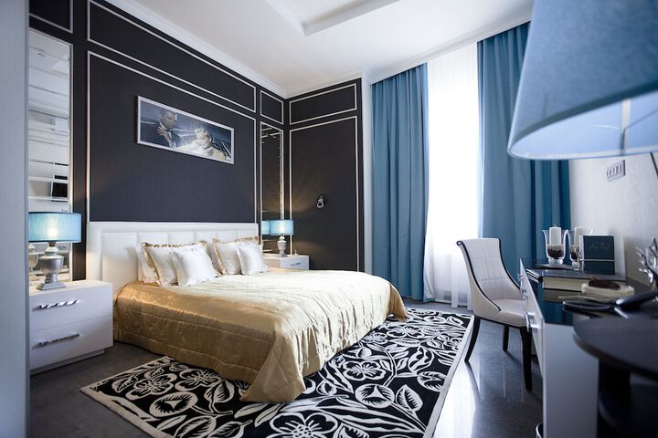 Room 18 of 43