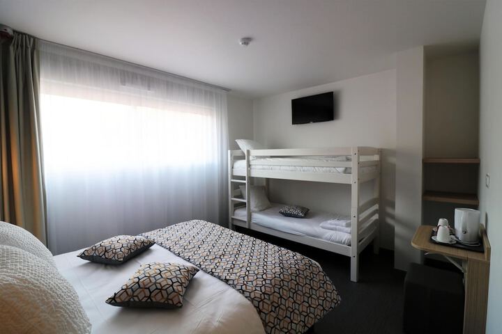 Room 29 of 66