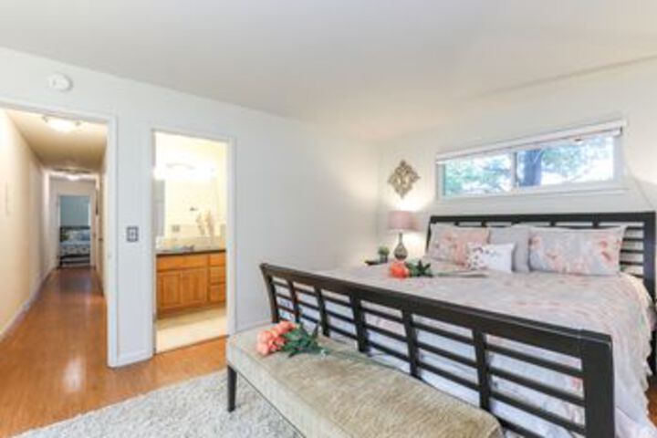Room 20 of 42