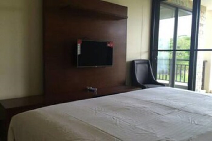 Room 39 of 42