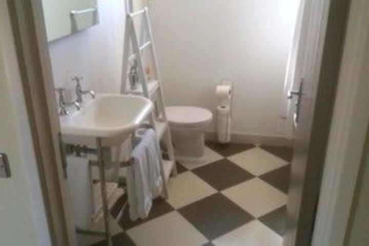 Room 45 of 61