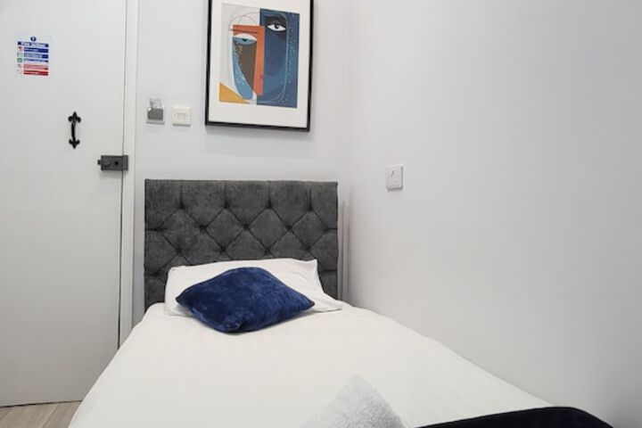 Room 41 of 87