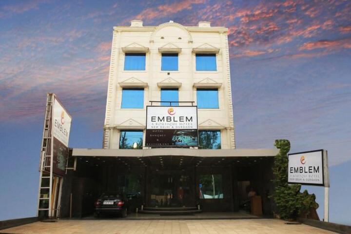 Emblem Hotel Sector 14 Gurgaon in Gurugram