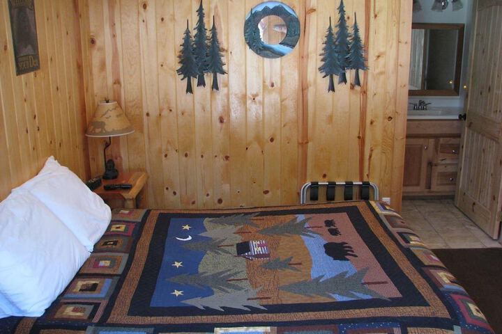 Room 7 of 33