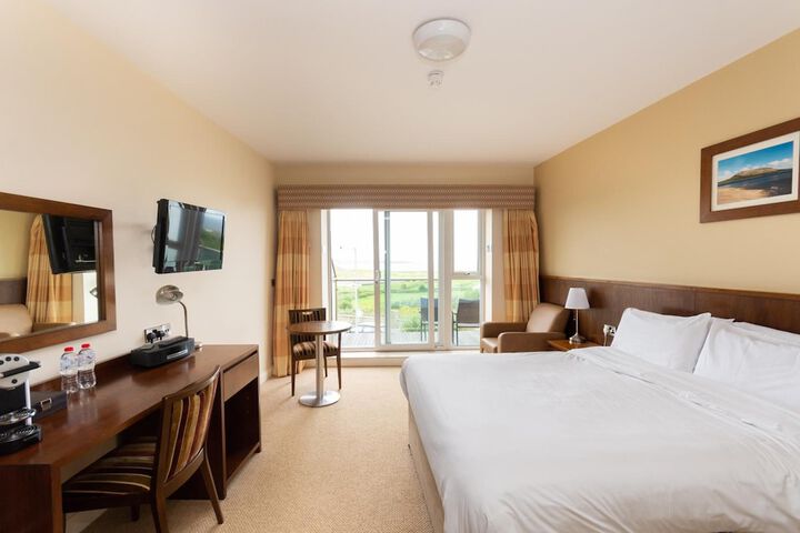 Room 10 of 49