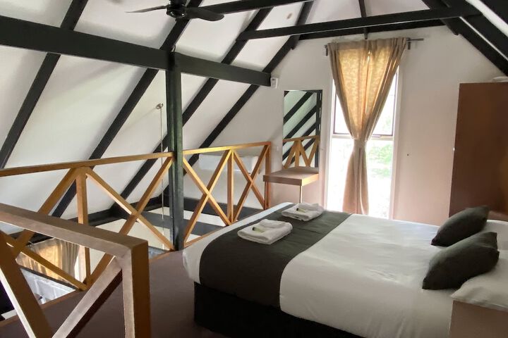 Room 9 of 46