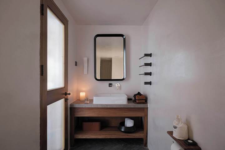 Room 30 of 67