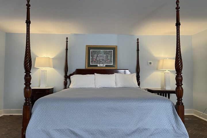 Room 116 of 170