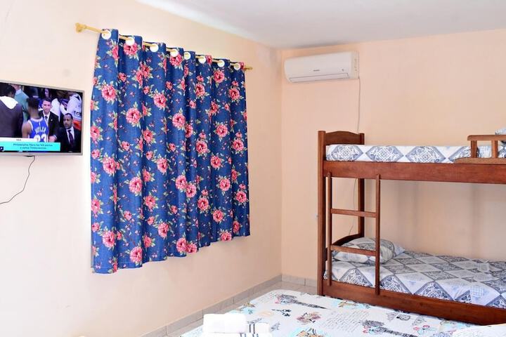 Room 10 of 31