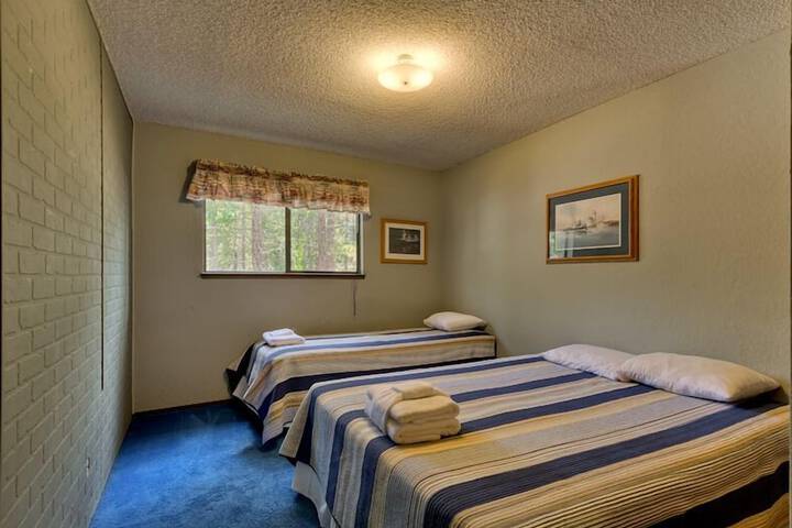 Room 6 of 20