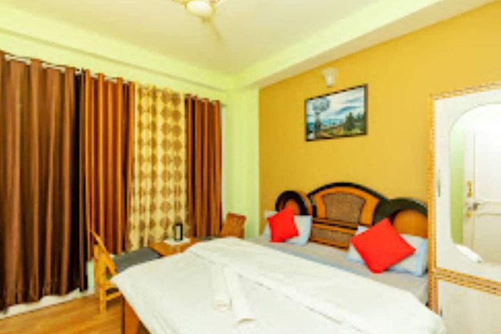 Room 4 of 14