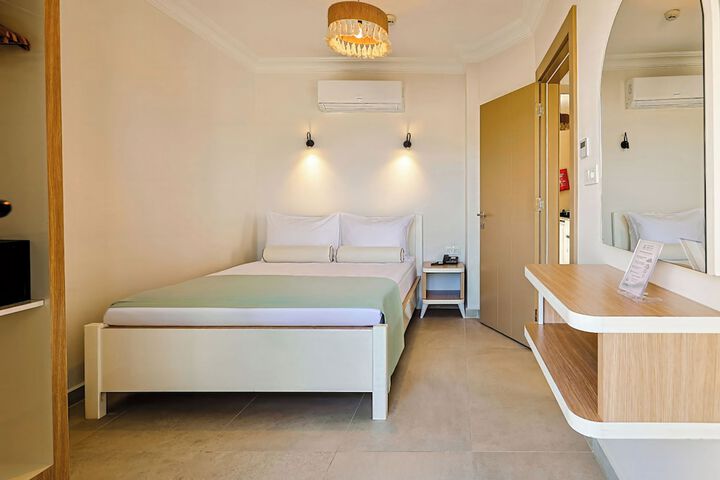 Room 37 of 185