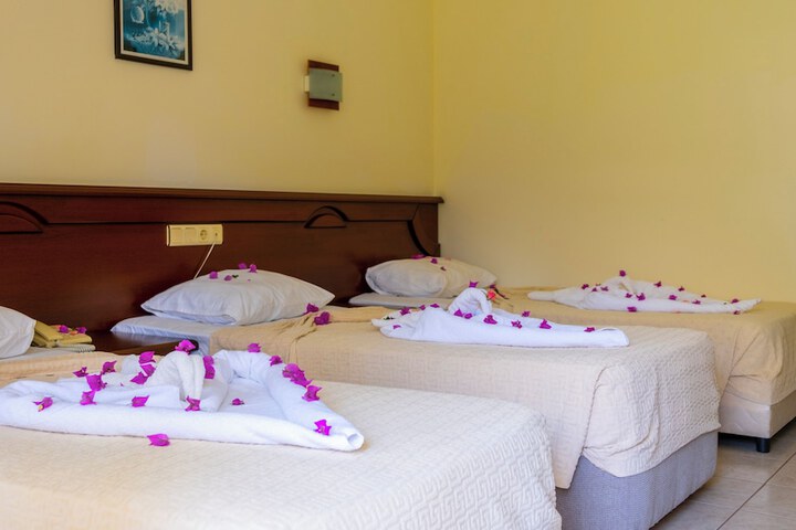Room 8 of 23