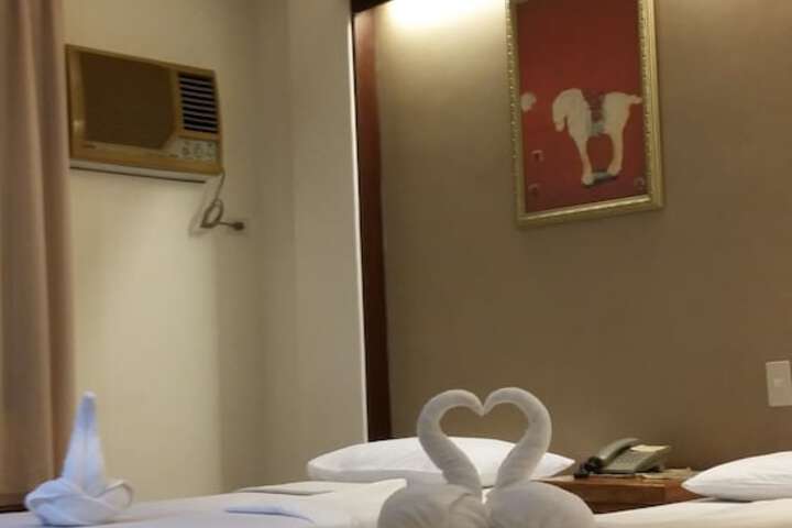 Room 8 of 62
