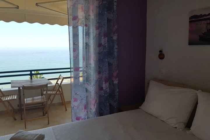 Room 2 of 15