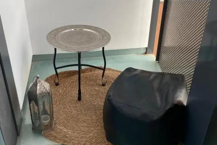 Room 12 of 15