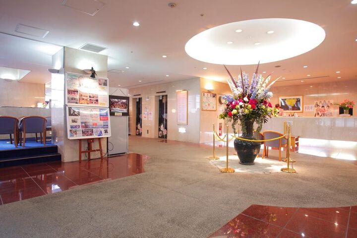 Lobby Entry