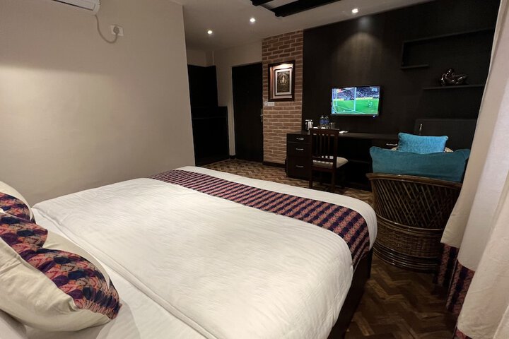 Room 17 of 53