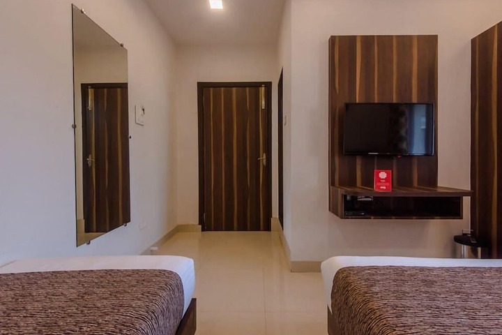 Room 14 of 19