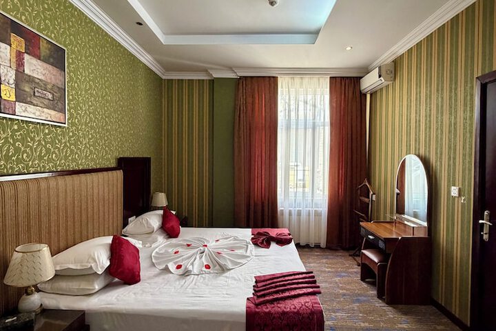 Room 14 of 43