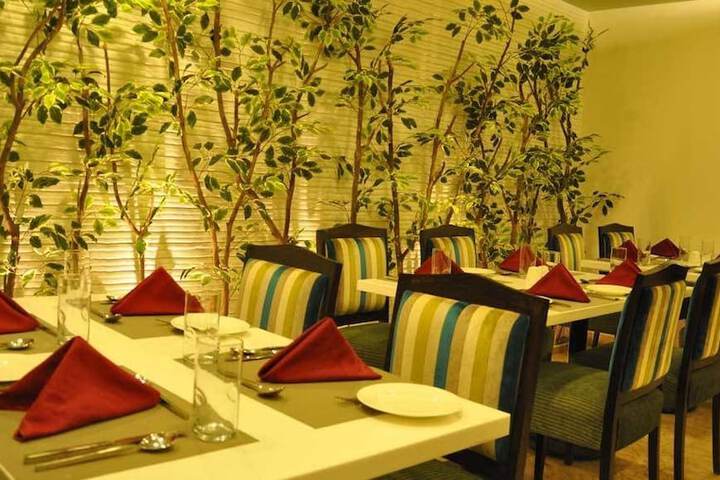 Dining 50 of 83