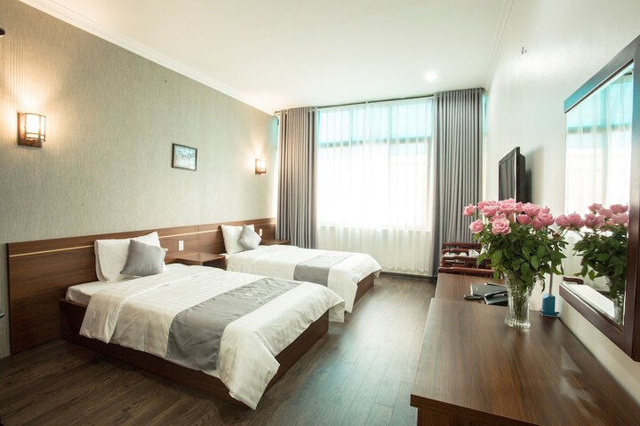 Room 25 of 51