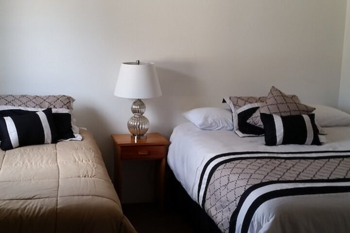 Room 9 of 36