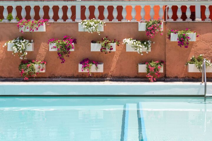 Pool 19 of 38