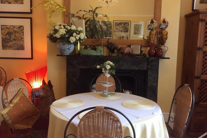 Cheltenham Lawn & Pittville Gallery B&B