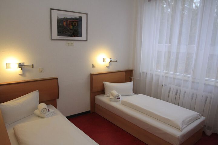 Room 5 of 21