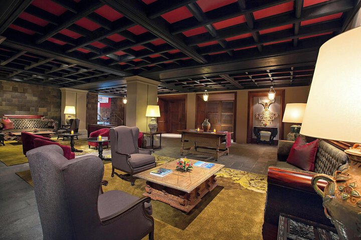 Guest Lobby