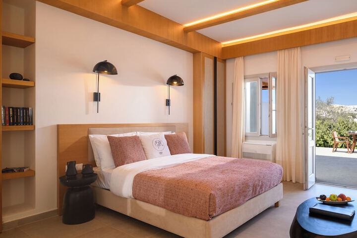 Room 40 of 199