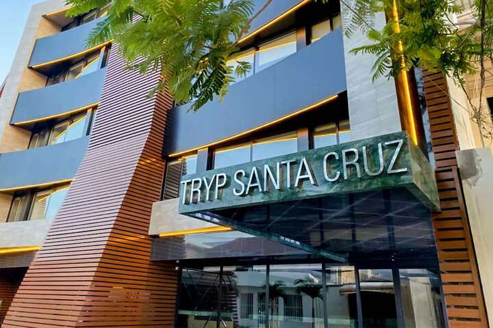 Exterior of TRYP by Wyndham Santa Cruz